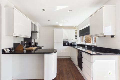 3 bedroom terraced house for sale, Fairways, Durham DH8
