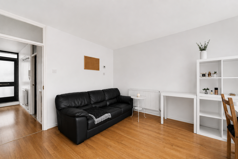3 bedroom flat to rent, Euston, London NW1