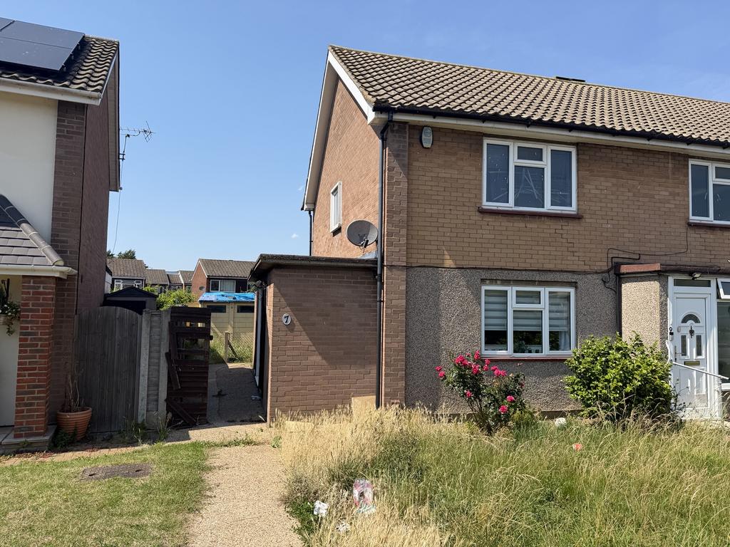 Detached house exterior