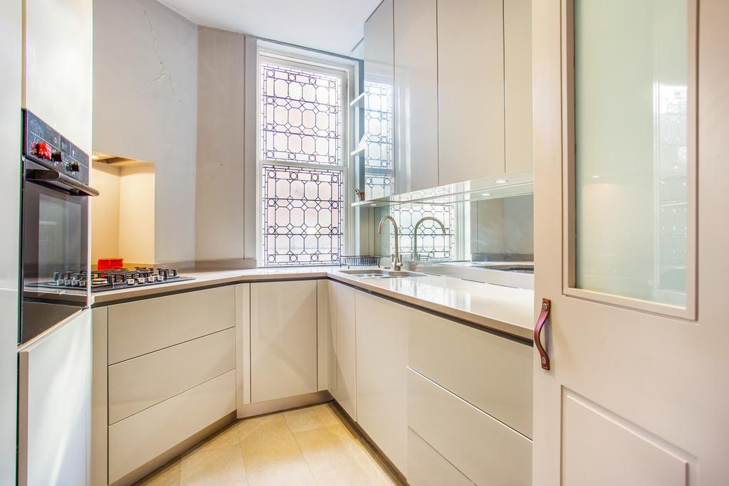 Apartment in London - View 3