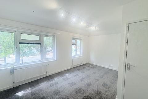 1 bedroom in a house share to rent, R4FF (EN) 1 Peverel Road, CB5