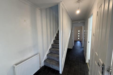 3 bedroom end of terrace house to rent, Liddle Drive, Bo'Ness EH51