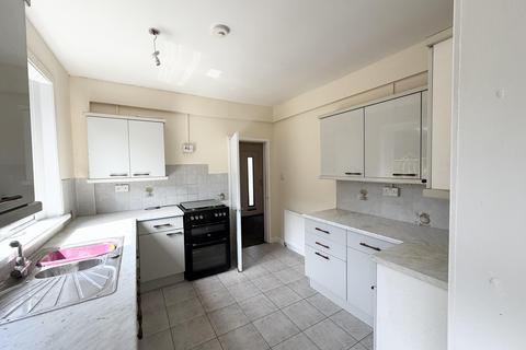 3 bedroom end of terrace house to rent, Windsor Road, Falkirk FK1