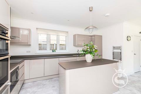 5 bedroom detached house for sale, Alton Road, Poole BH14