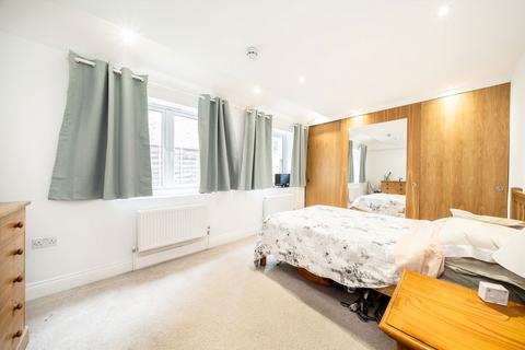 undefined, Archer Mews, Hampton Hill TW12