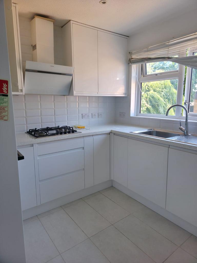 Apartment in London - View 5
