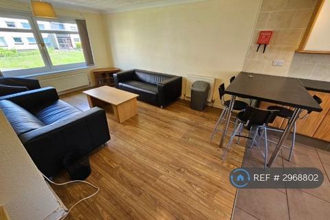 4 bedroom flat to rent, Hmo Licensed - St. Mungo Avenue, Glasgow, G4
