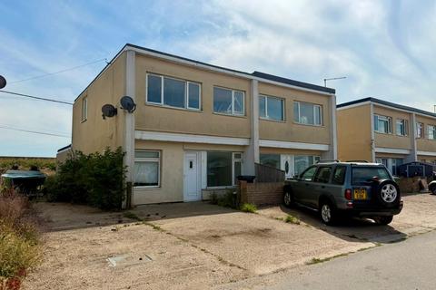 1 bedroom ground floor flat for sale, Club Parade, St. Osyth, Clacton-On-Sea
