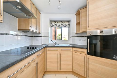1 bedroom retirement property for sale, Jevington Gardens, Eastbourne