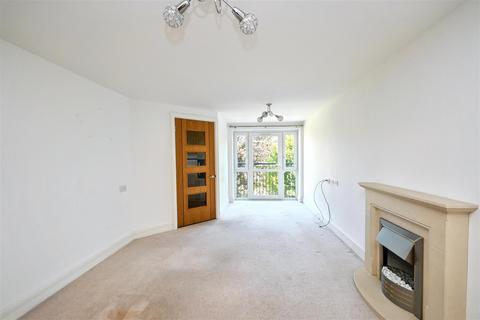 1 bedroom retirement property for sale, Jevington Gardens, Eastbourne