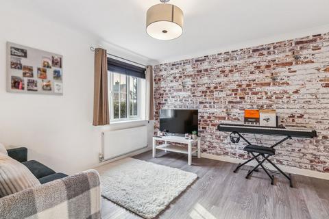 2 bedroom apartment to rent, Robins Hill, Hitchin, SG4