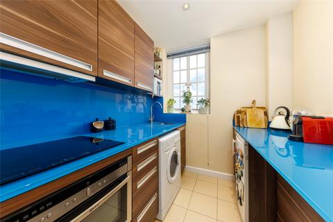 1 bedroom flat for sale, Swan Court, Chelsea Manor Street, London, SW3