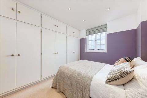 1 bedroom flat for sale, Swan Court, Chelsea Manor Street, London, SW3