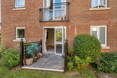 1 bedroom flat for sale, Stockbridge Road, Chichester, PO19