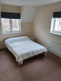 6 bedroom house share to rent, Warren Close