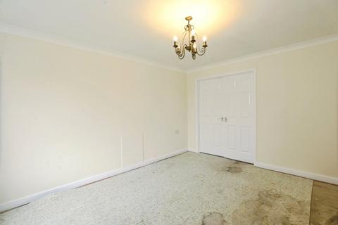3 bedroom semi-detached house for sale, Mendip Close, Winsford, Cheshire, CW7
