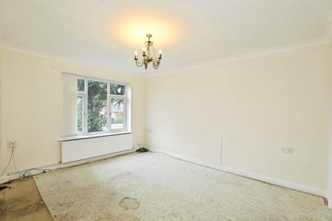 3 bedroom semi-detached house for sale, Mendip Close, Winsford, Cheshire, CW7