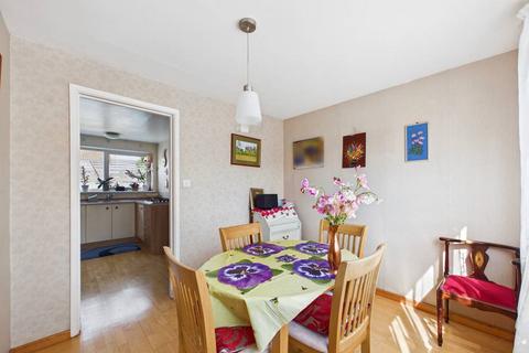 3 bedroom end of terrace house for sale, Coronation Drive, Felixstowe, Suffolk, IP11