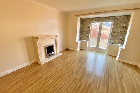3 bedroom townhouse to rent, Worle Moor Road, Weston Village, Weston-super-Mare