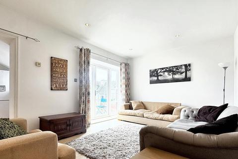 2 bedroom flat to rent, Southleigh Mews 14 Southleigh Road Leigh Woods, Bristol BS8