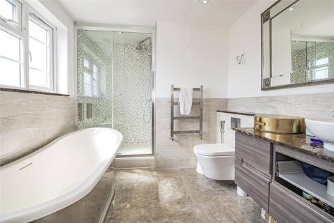 3 bedroom maisonette for sale, Derby Court