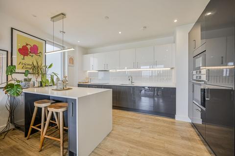 1 bedroom flat for sale, Beck Square, Leyton, London, E10