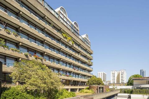 Studio for sale, Barbican, London EC2Y