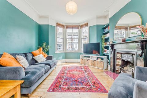 3 bedroom end of terrace house for sale, Moorland Road, Splott, Cardiff