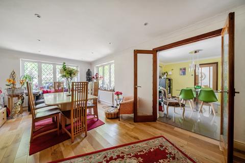 4 bedroom detached house for sale, Leesons Hill, Chislehurst, Kent