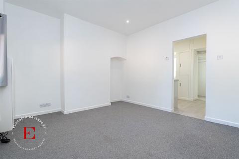 2 bedroom cottage for sale, Fieldgate Lane, Kenilworth, CV8