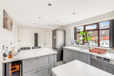 3 bedroom semi-detached house for sale, Pepper Road, Nottingham NG14