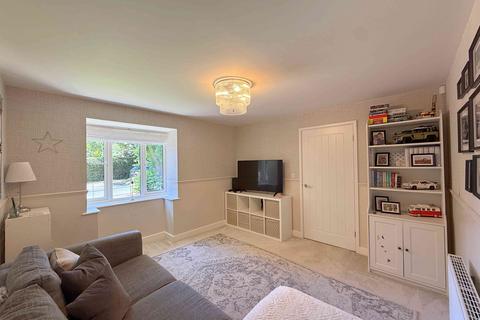3 bedroom semi-detached house for sale, Westcliffe Road, Cleckheaton BD19