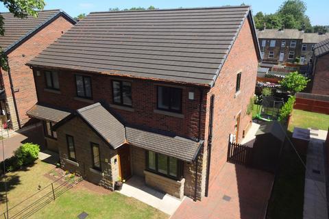 3 bedroom semi-detached house for sale, Westcliffe Road, Cleckheaton BD19