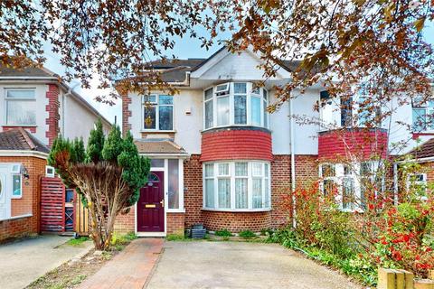 4 bedroom semi-detached house for sale, Dorchester Waye, Middlesex UB4