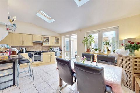 4 bedroom semi-detached house for sale, Dorchester Waye, Middlesex UB4
