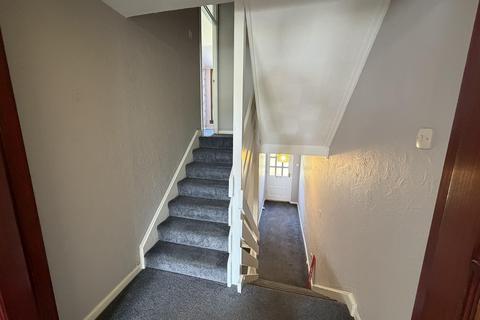 3 bedroom townhouse to rent, Greenrigg Road, Cumbernauld G67