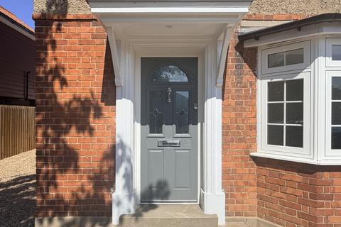 3 bedroom semi-detached house for sale, Bredfield Road, Woodbridge, IP12