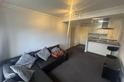 1 bedroom flat to rent, Central Court, 88 Manford Way, Chigwell