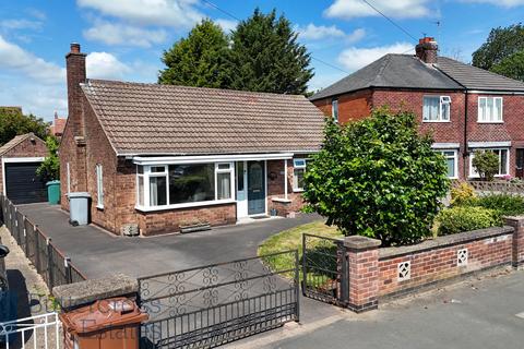 2 bedroom detached bungalow for sale, Bowbridge Road, Newark, NG24 4EG