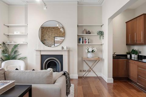 1 bedroom apartment for sale, Upper Street, Islington, London, N1
