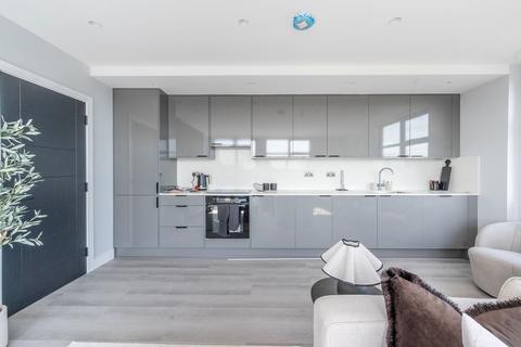 810 London Road, Sutton SM3