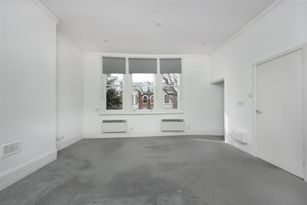 Apartment in London - View 3