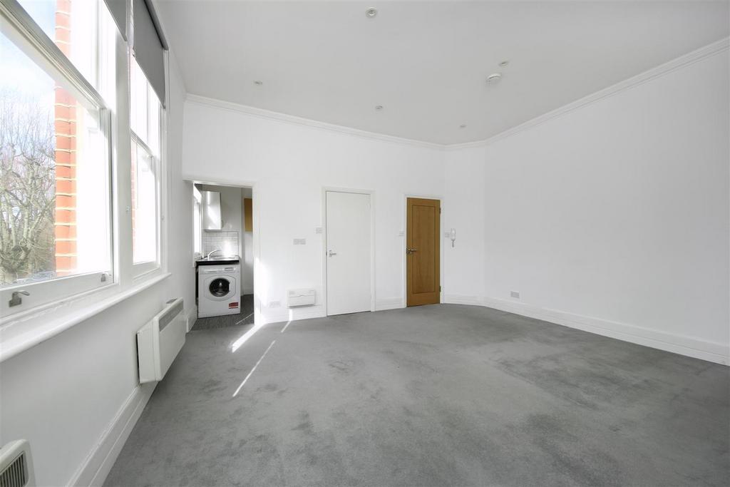 Apartment in London - View 4