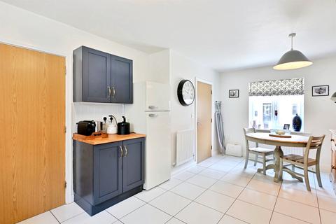 4 bedroom detached house for sale, Towgood Close, Helpston, Peterborough