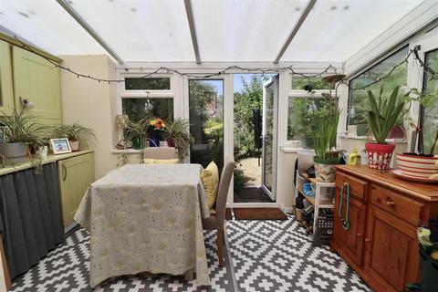 2 bedroom semi-detached bungalow for sale, Haven Avenue, Brough