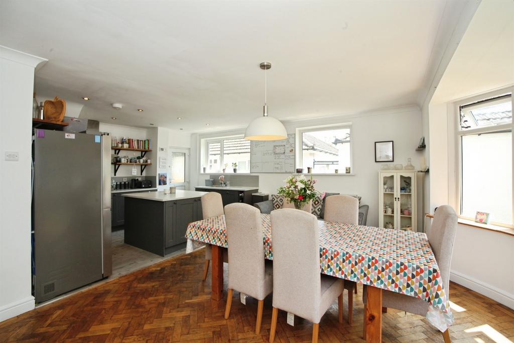 Wenallt Road, Rhiwbina, CARDIFF - More