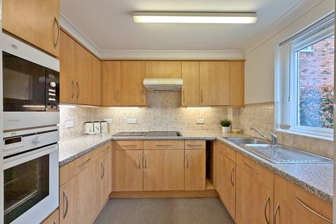 1 bedroom ground floor flat for sale, Wombrook Court Wombourne, Wolverhampton, WV5 9AA