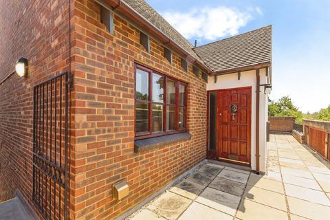 undefined, Maiden Lane Centre, Lower Earley, Reading