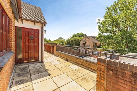 undefined, Maiden Lane Centre, Lower Earley, Reading