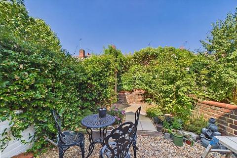 3 bedroom terraced house for sale, Belmont Road, Reading, Berkshire, RG30